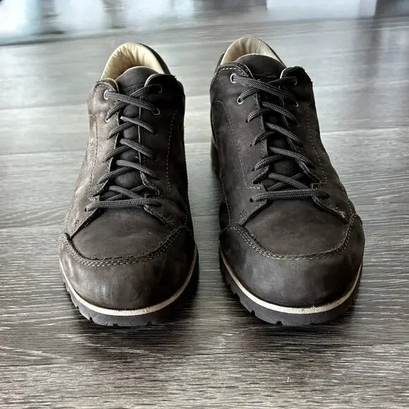 Asolo Town GV Nubuck Gore-Tex Low Hiking Shoe Vibram Sole Brown Approach Outdoor